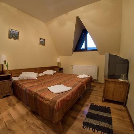 Hotel Floarea Soarelui Cheia  Esterno foto